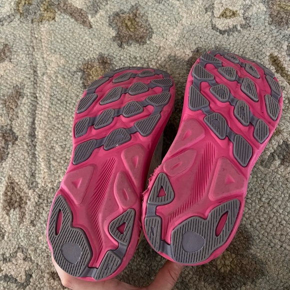 Women's Sneakers - Cream and Pink - Picture 4 of 9